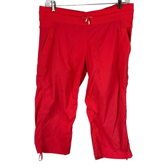 Lululemon Studio Crop Currant Red Women's Size 12 Excellent Used Condition - Picture 1 of 9